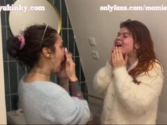 en manque de sperme pour  notre skincare - amateur francaise MILF GIRLF cum facials alt rousse